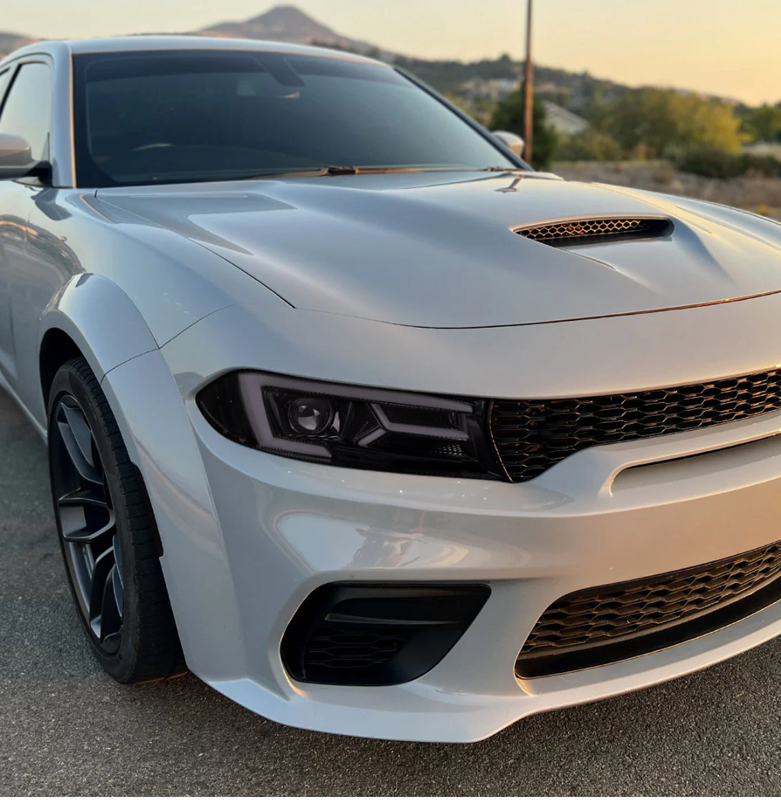 Dodge Charger Flow Series Headlights